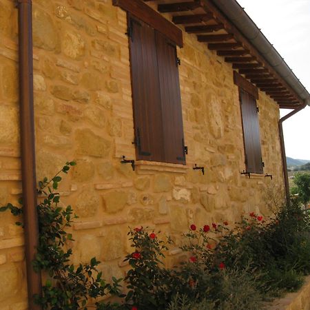 Pietra Maula Agriturismo Castelraimondo Екстериор снимка