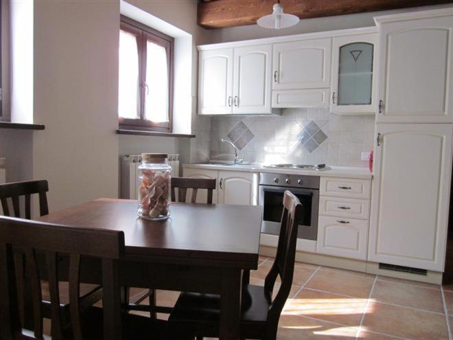 Pietra Maula Agriturismo Castelraimondo Стая снимка