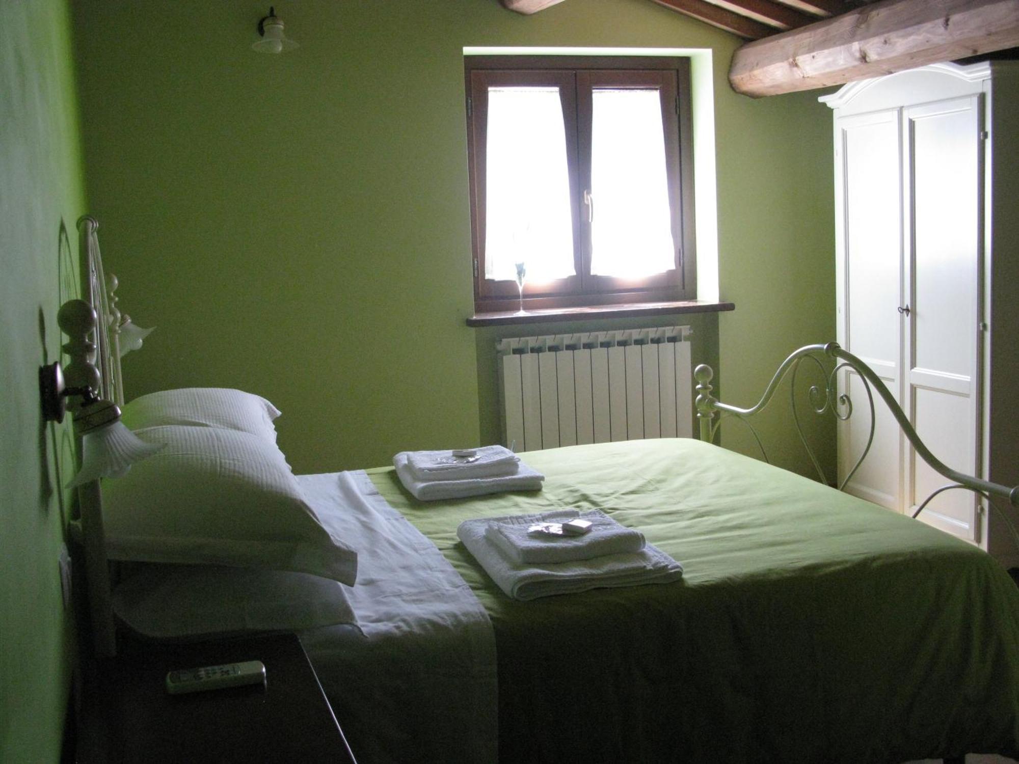 Pietra Maula Agriturismo Castelraimondo Екстериор снимка